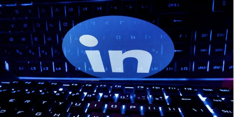 LinkedIn скоротить кілька сотень працівників і закриє китайський додаток