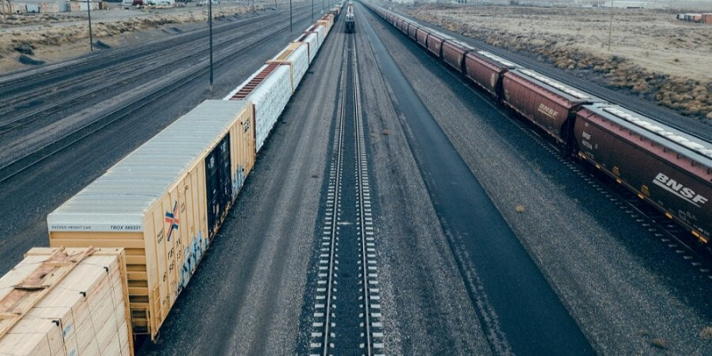 Під час транзиту через Росію «зникли» підсанкційні товари з Європи на $1 млрд — FT